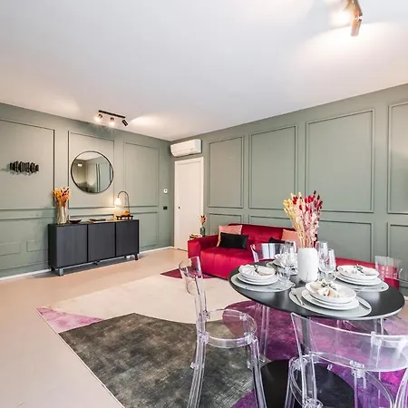 Station - Elegante Con Garage Apartamento Módena