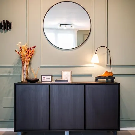 Station - Elegante Con Garage Διαμέρισμα