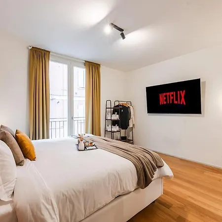 Apartamento Station - Elegante Con Garage Módena